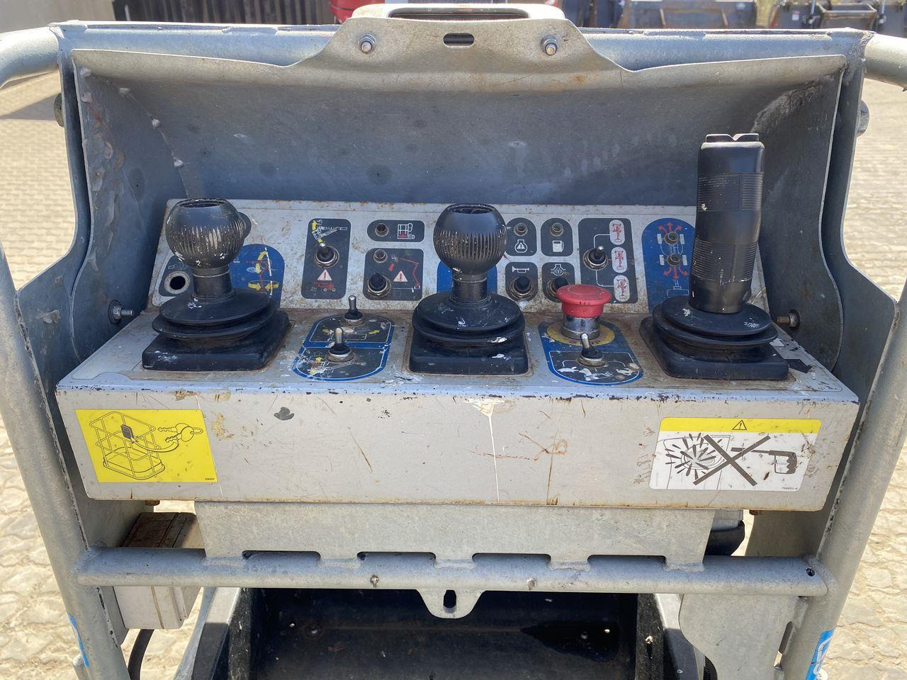 Manitou 180ATJ 2 RC - Zglobna dvižna ploščad: slika 3 Manitou 180ATJ 2 RC - Zglobna dvižna ploščad: slika 3