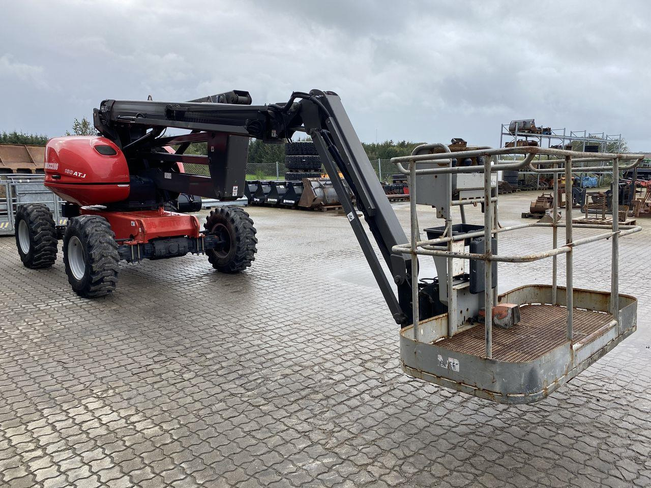 Manitou 180ATJ RC - Zglobna dvižna ploščad: slika 5 Manitou 180ATJ RC - Zglobna dvižna ploščad: slika 5