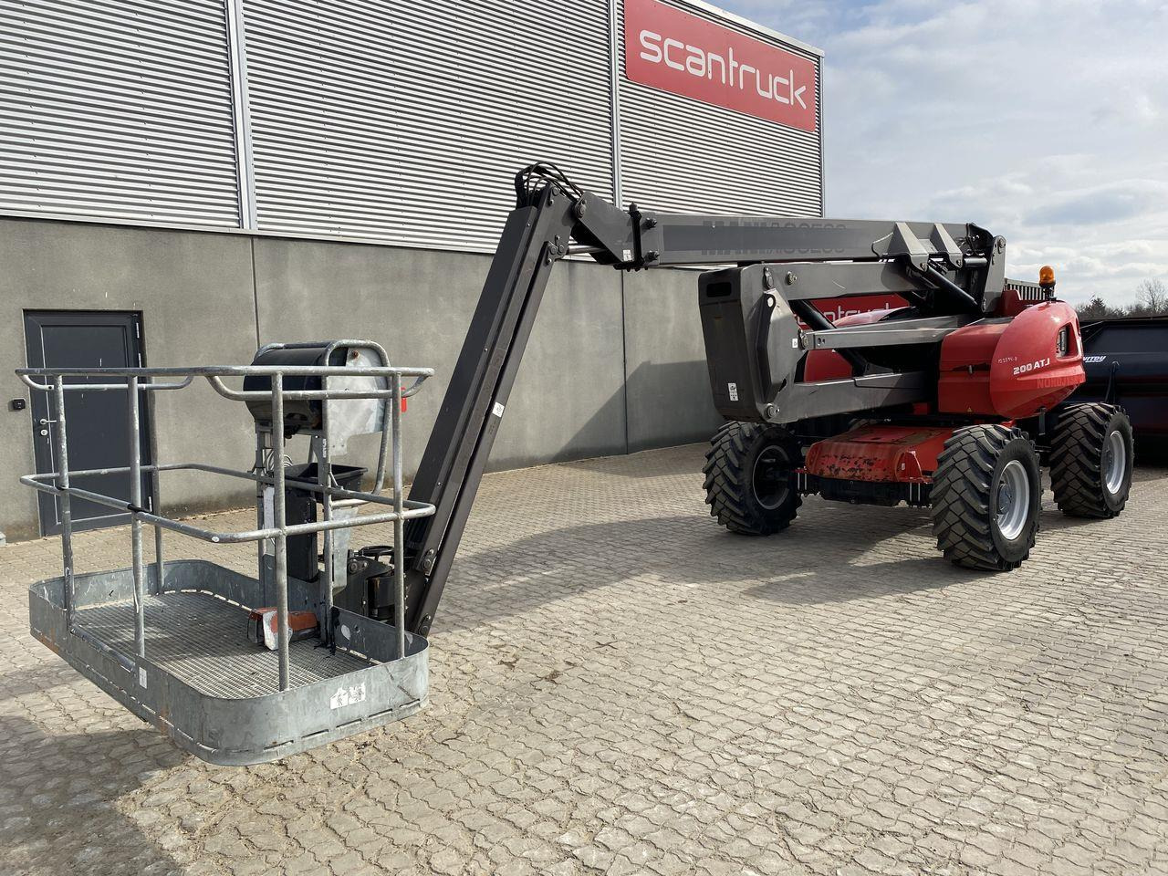 Manitou 200ATJ RC - Zglobna dvižna ploščad: slika 1 Manitou 200ATJ RC - Zglobna dvižna ploščad: slika 1
