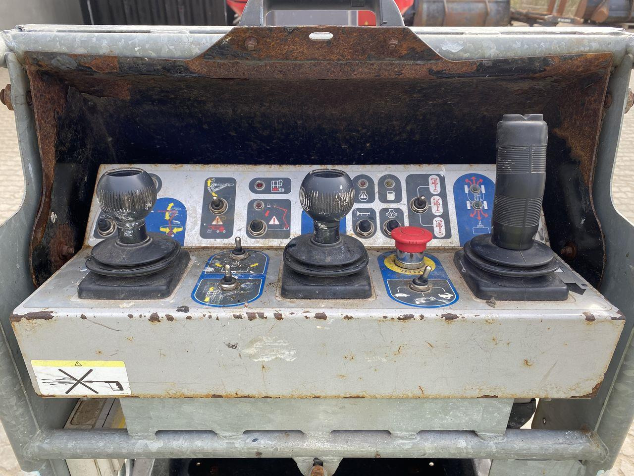 Manitou 200ATJ RC - Zglobna dvižna ploščad: slika 3 Manitou 200ATJ RC - Zglobna dvižna ploščad: slika 3