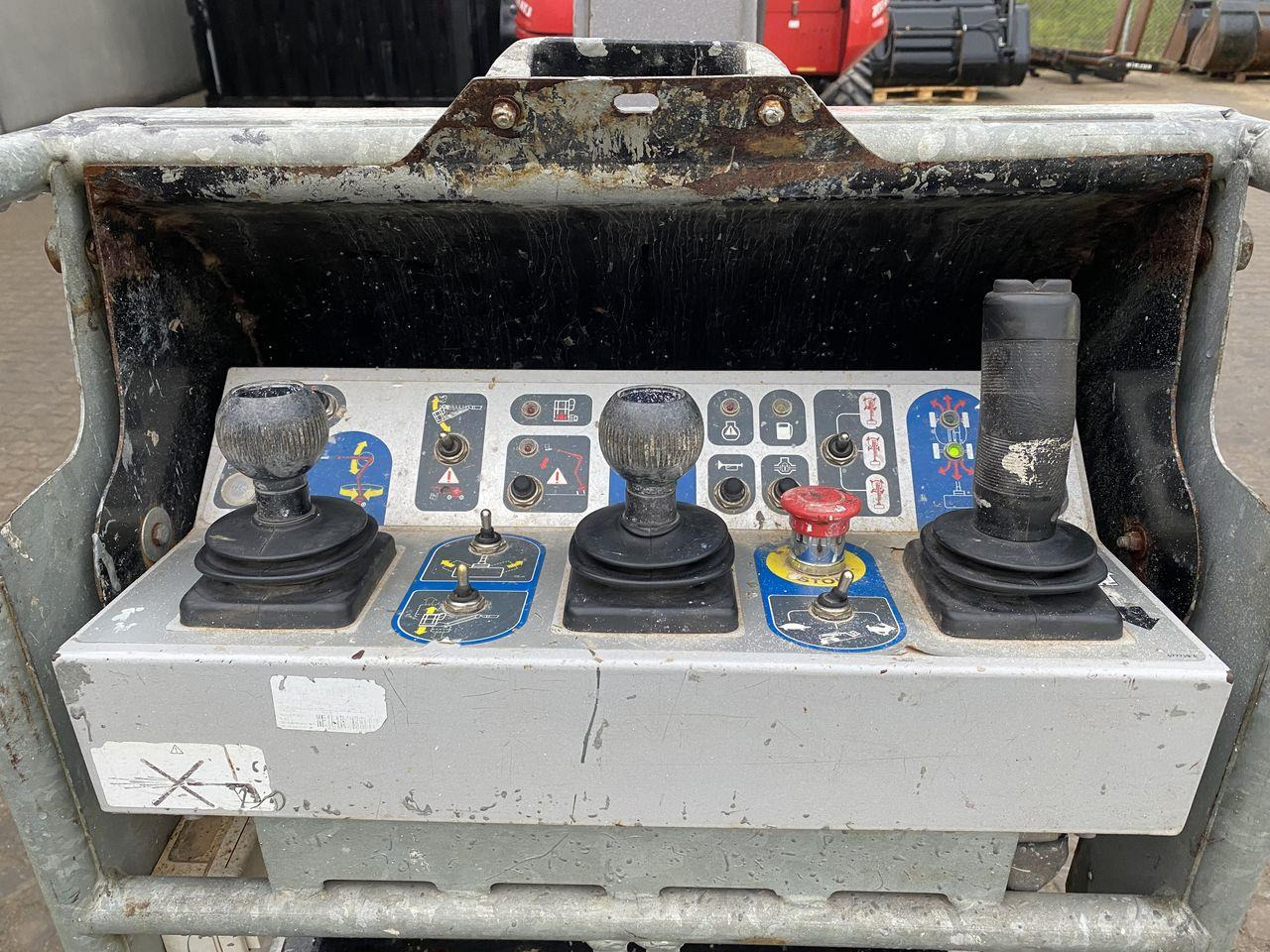 Manitou 200ATJ RC - Zglobna dvižna ploščad: slika 3 Manitou 200ATJ RC - Zglobna dvižna ploščad: slika 3