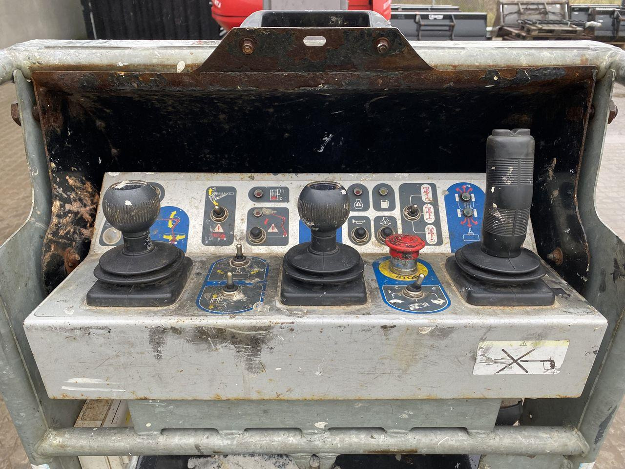 Manitou 200ATJ RC - Zglobna dvižna ploščad: slika 3 Manitou 200ATJ RC - Zglobna dvižna ploščad: slika 3