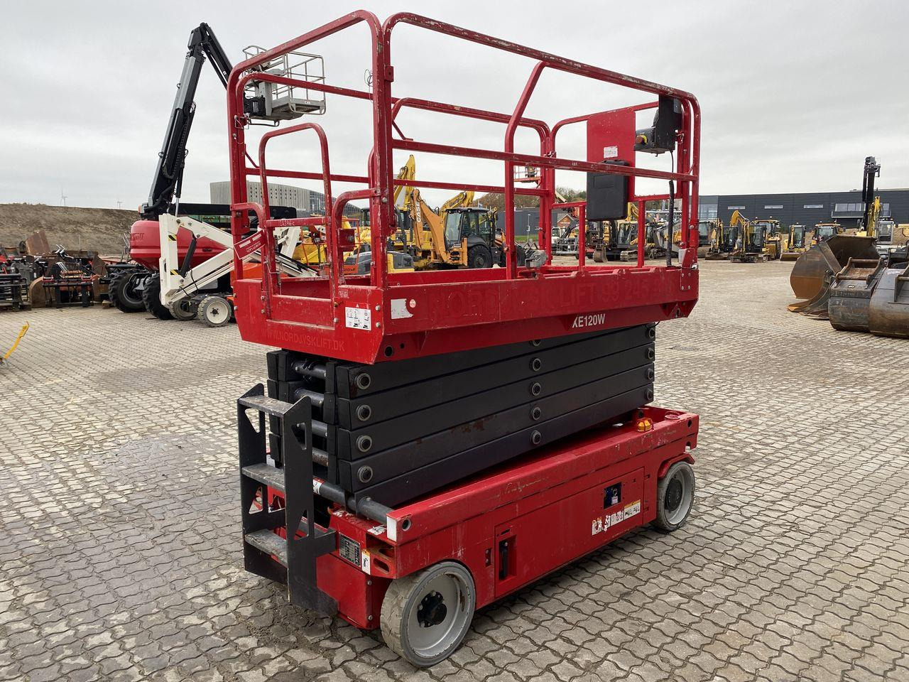 Mantall XE120W - Škarjasta dvižna ploščad: slika 4 Mantall XE120W - Škarjasta dvižna ploščad: slika 4