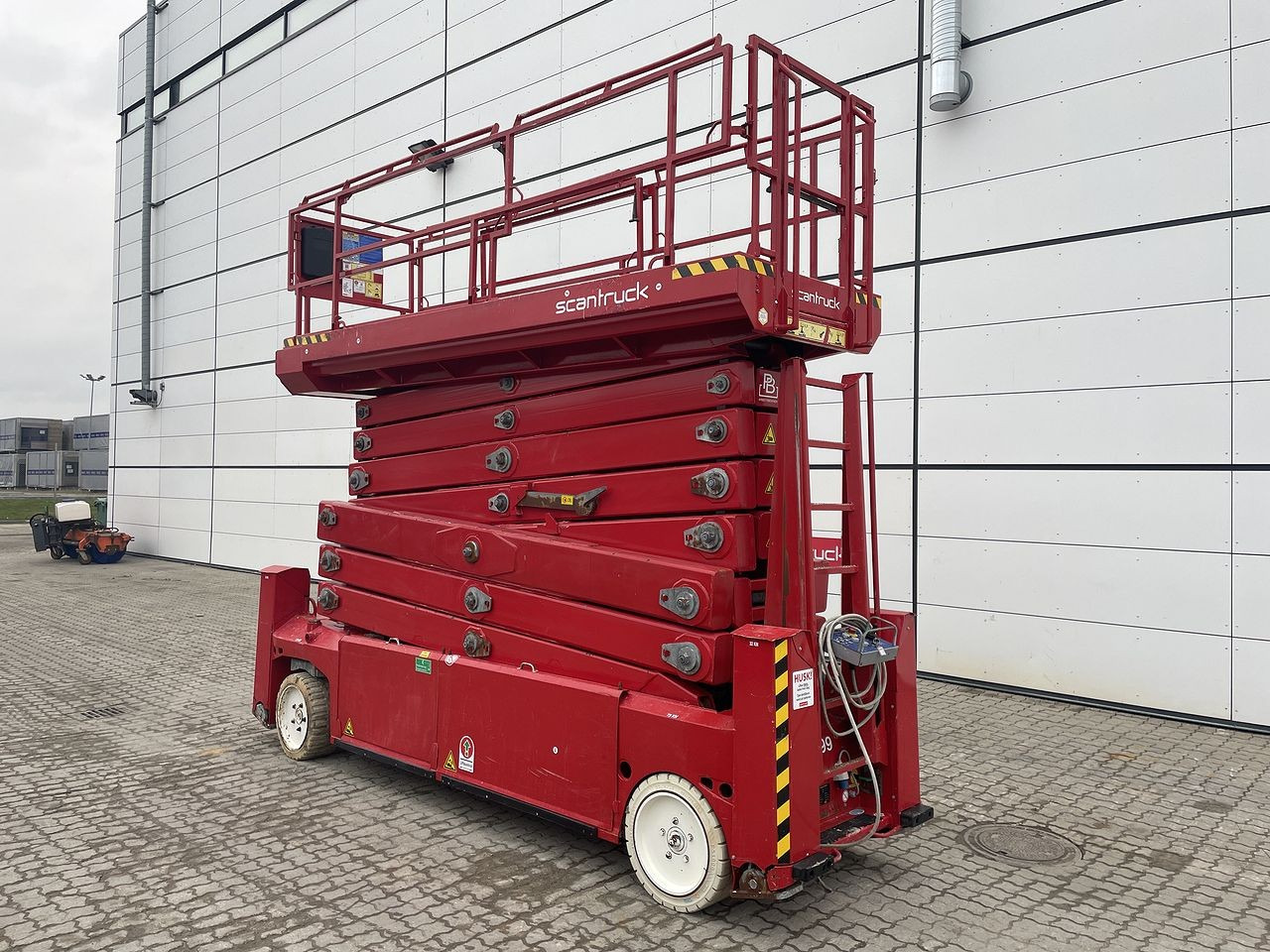 PB S225-12ES - Škarjasta dvižna ploščad: slika 2 PB S225-12ES - Škarjasta dvižna ploščad: slika 2