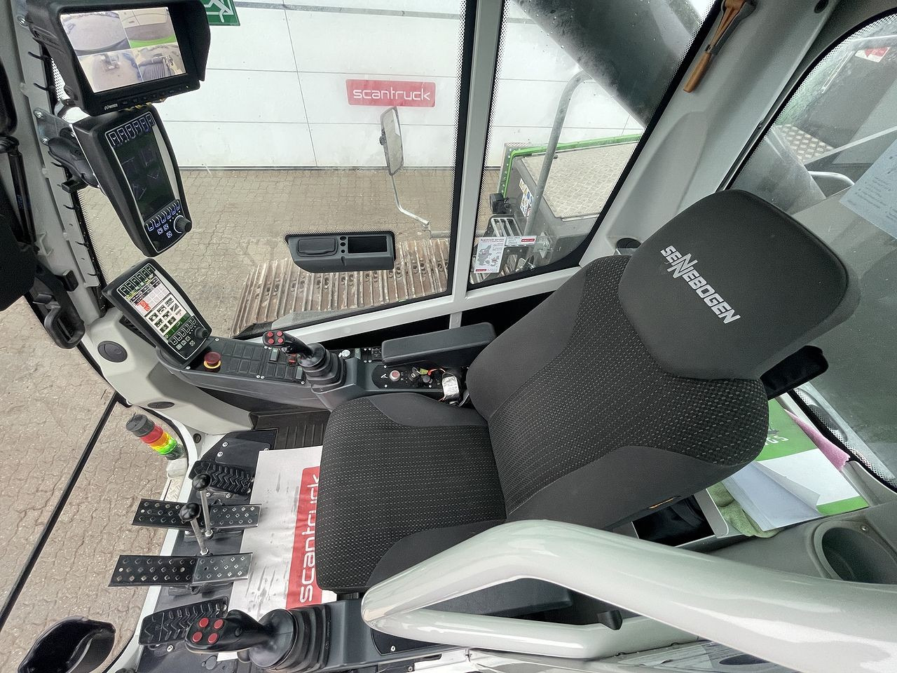 SENNEBOGEN 643E-R - Bager za prekladanje primarnih/ Sekundarnih surovin: slika 3 SENNEBOGEN 643E-R - Bager za prekladanje primarnih/ Sekundarnih surovin: slika 3