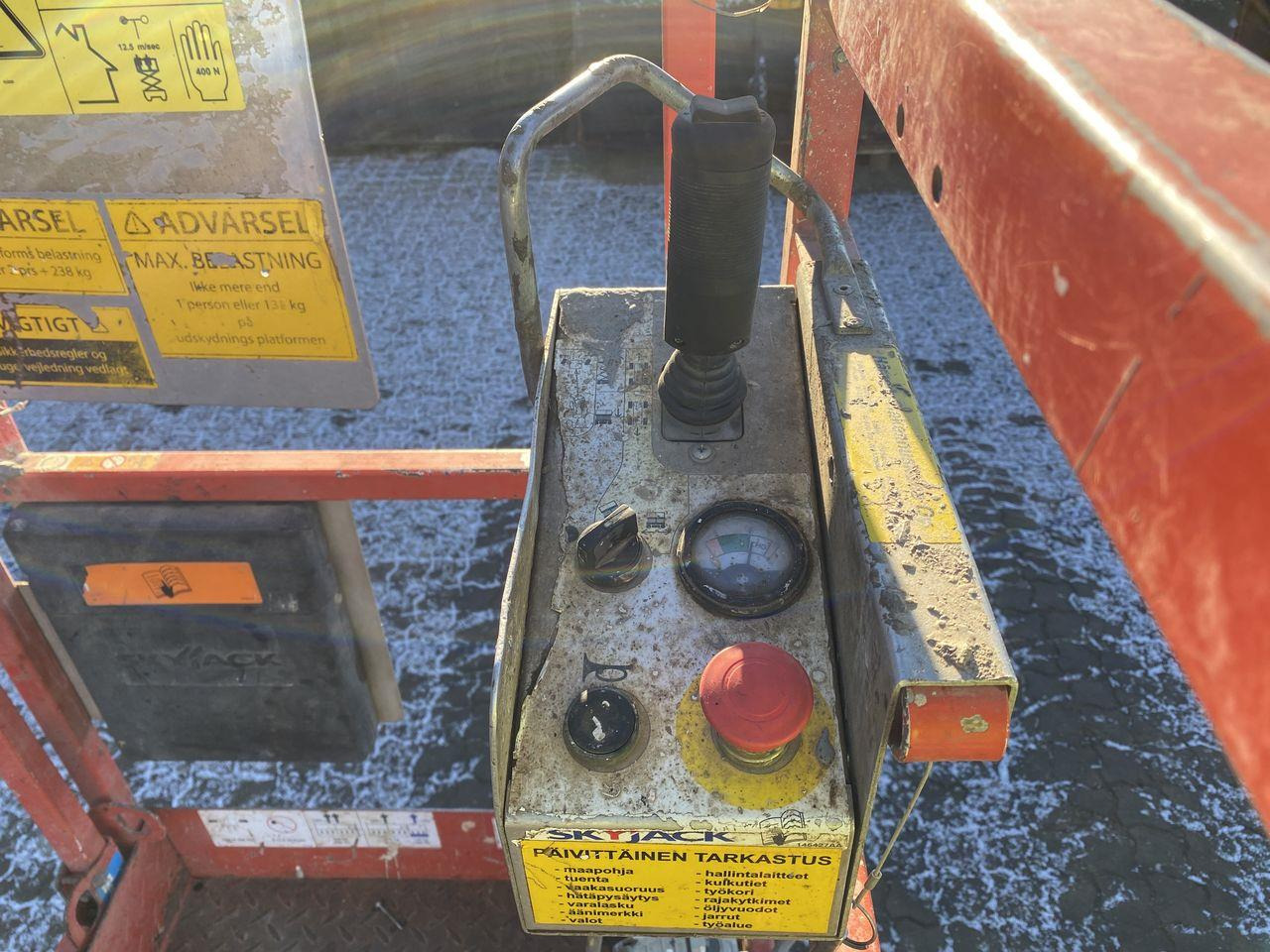 Skyjack SJ3220 - Škarjasta dvižna ploščad: slika 3 Skyjack SJ3220 - Škarjasta dvižna ploščad: slika 3