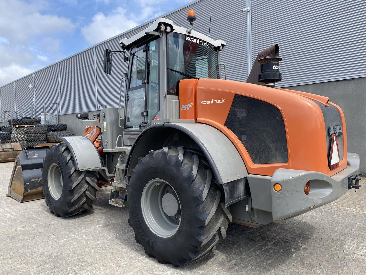 Weycor AR250e - Kolesni nakladalec: slika 2 Weycor AR250e - Kolesni nakladalec: slika 2