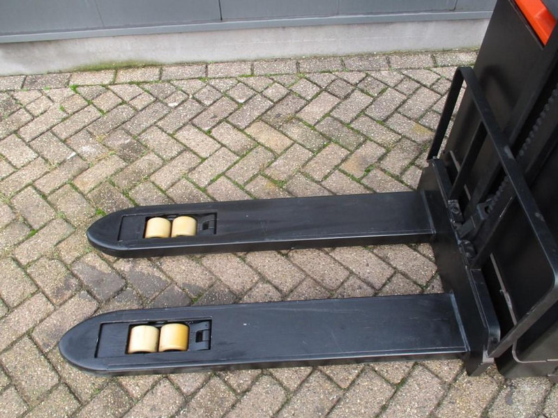 BT SWE 080L - Stroj za zlaganje: slika 4 BT SWE 080L - Stroj za zlaganje: slika 4