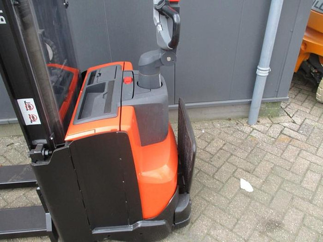 BT SWE 120 - Stroj za zlaganje: slika 3 BT SWE 120 - Stroj za zlaganje: slika 3