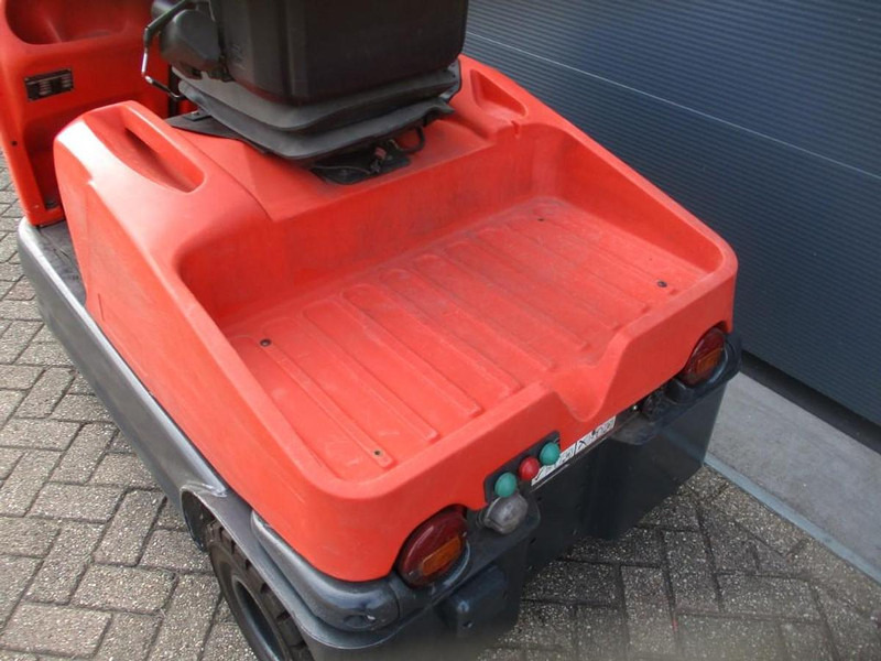 Linde P 60 - Vlečni traktor: slika 5 Linde P 60 - Vlečni traktor: slika 5
