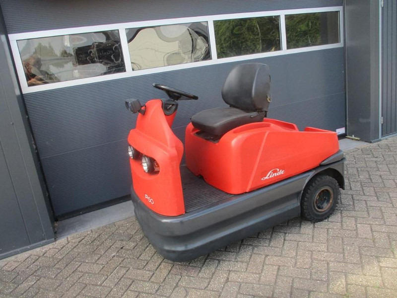 Linde P 60 - Vlečni traktor: slika 2 Linde P 60 - Vlečni traktor: slika 2