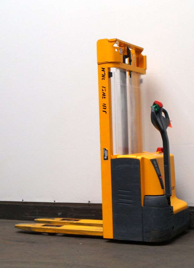 Jungheinrich EJC110 - Stroj za zlaganje: slika 2 Jungheinrich EJC110 - Stroj za zlaganje: slika 2