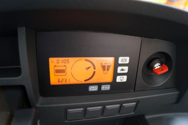 Jungheinrich ETV214 - Viličar s pomičnim teleskopom: slika 4 Jungheinrich ETV214 - Viličar s pomičnim teleskopom: slika 4