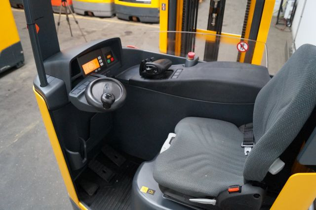 Jungheinrich ETV214 - Viličar s pomičnim teleskopom: slika 3 Jungheinrich ETV214 - Viličar s pomičnim teleskopom: slika 3