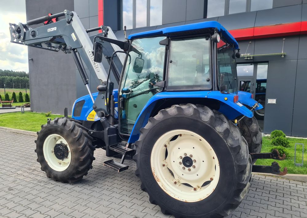 New Holland T5040 - Traktor: slika 3 New Holland T5040 - Traktor: slika 3