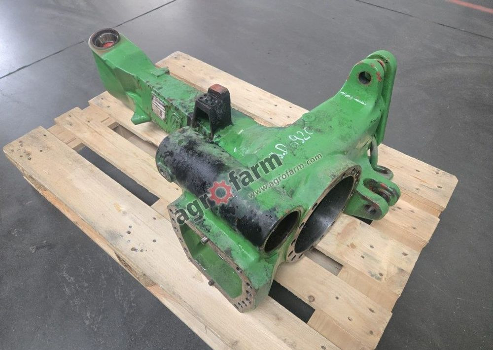 Obudowa mostu John Deere 6800, 6900, 6810, 6910 - Transmission: slika 2 Obudowa mostu John Deere 6800, 6900, 6810, 6910 - Transmission: slika 2