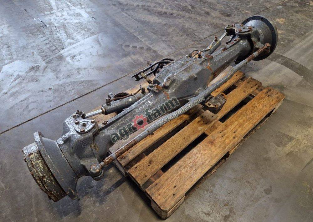 Przedni most New Holland TS100 - Transmission: slika 2 Przedni most New Holland TS100 - Transmission: slika 2