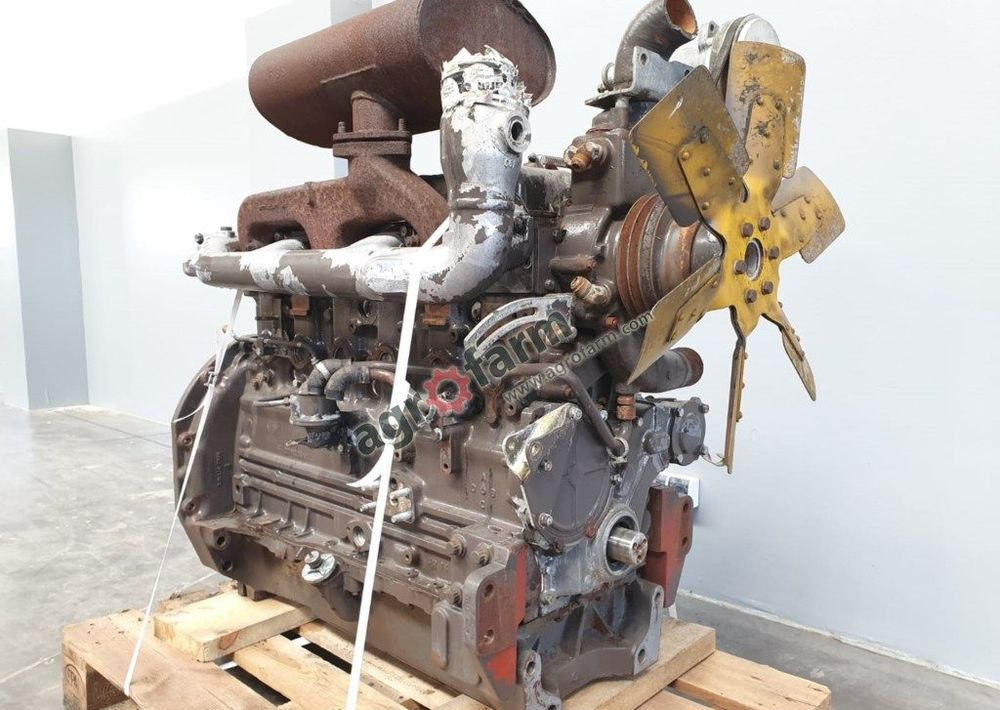 SILNIK MASSEY FERGUSON 3090 PERKINS A6.354-4 - Motor za Tovornjak: slika 1 SILNIK MASSEY FERGUSON 3090 PERKINS A6.354-4 - Motor za Tovornjak: slika 1