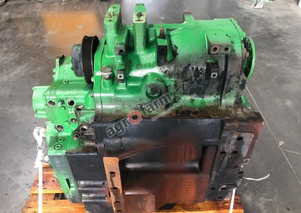 Skrzynia biegów John Deere 8360R RE301738 - Menjalnik: slika 3 Skrzynia biegów John Deere 8360R RE301738 - Menjalnik: slika 3