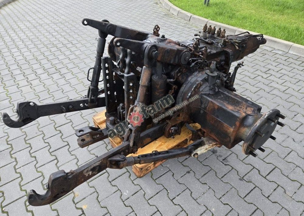 Skrzynia biegów, most tylny Valtra N91 TB07881 - Menjalnik: slika 3 Skrzynia biegów, most tylny Valtra N91 TB07881 - Menjalnik: slika 3