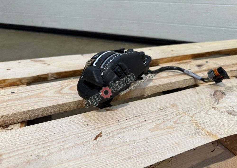 Sterownik EHR John deere 6155M - Električni sistem: slika 1 Sterownik EHR John deere 6155M - Električni sistem: slika 1