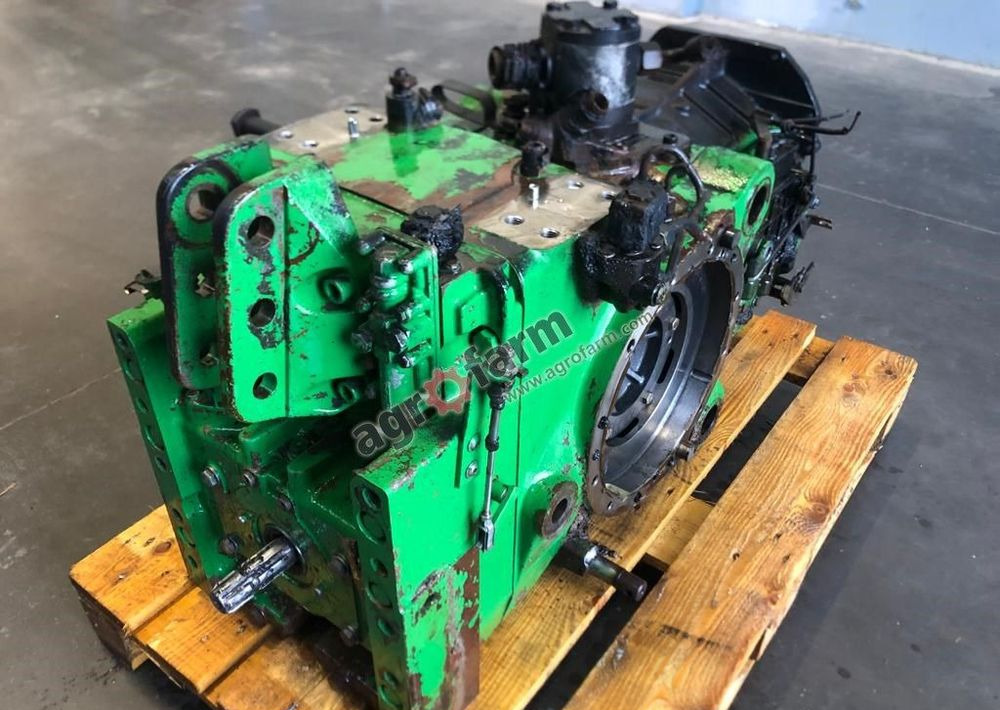 TYLNY MOST JOHN DEERE 6110 L115877 - Transmission: slika 1 TYLNY MOST JOHN DEERE 6110 L115877 - Transmission: slika 1