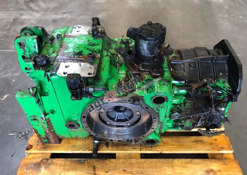 TYLNY MOST JOHN DEERE 6110 L115877 - Transmission: slika 2 TYLNY MOST JOHN DEERE 6110 L115877 - Transmission: slika 2