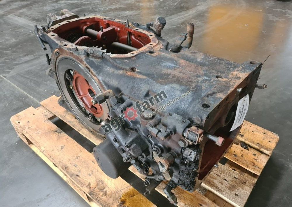 TYLNY MOST RENAULT ARES 556 0300B04 - Transmission: slika 3 TYLNY MOST RENAULT ARES 556 0300B04 - Transmission: slika 3