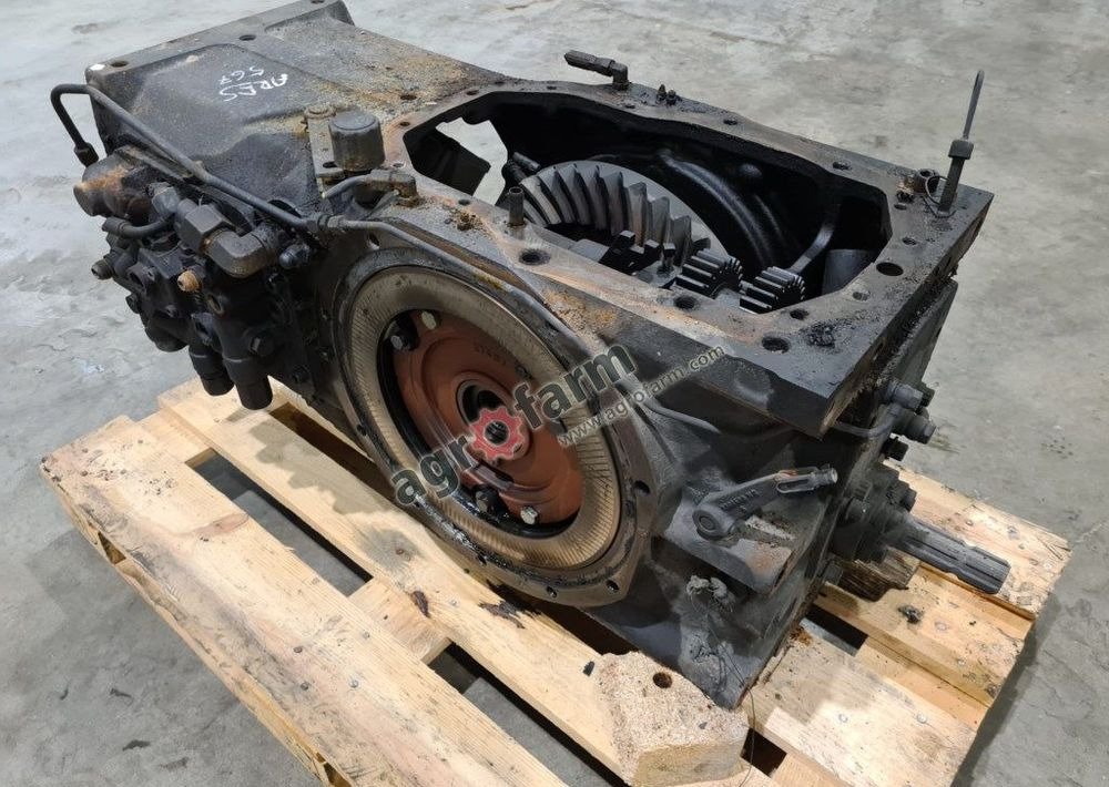 TYLNY MOST RENAULT ARES 567 851B63 - Transmission: slika 1 TYLNY MOST RENAULT ARES 567 851B63 - Transmission: slika 1