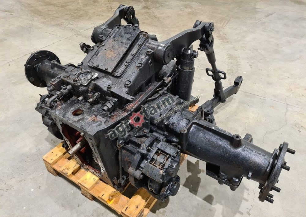 Tylny most Deutz Fahr Agrostar 6.61 4374608R - Menjalnik: slika 1 Tylny most Deutz Fahr Agrostar 6.61 4374608R - Menjalnik: slika 1