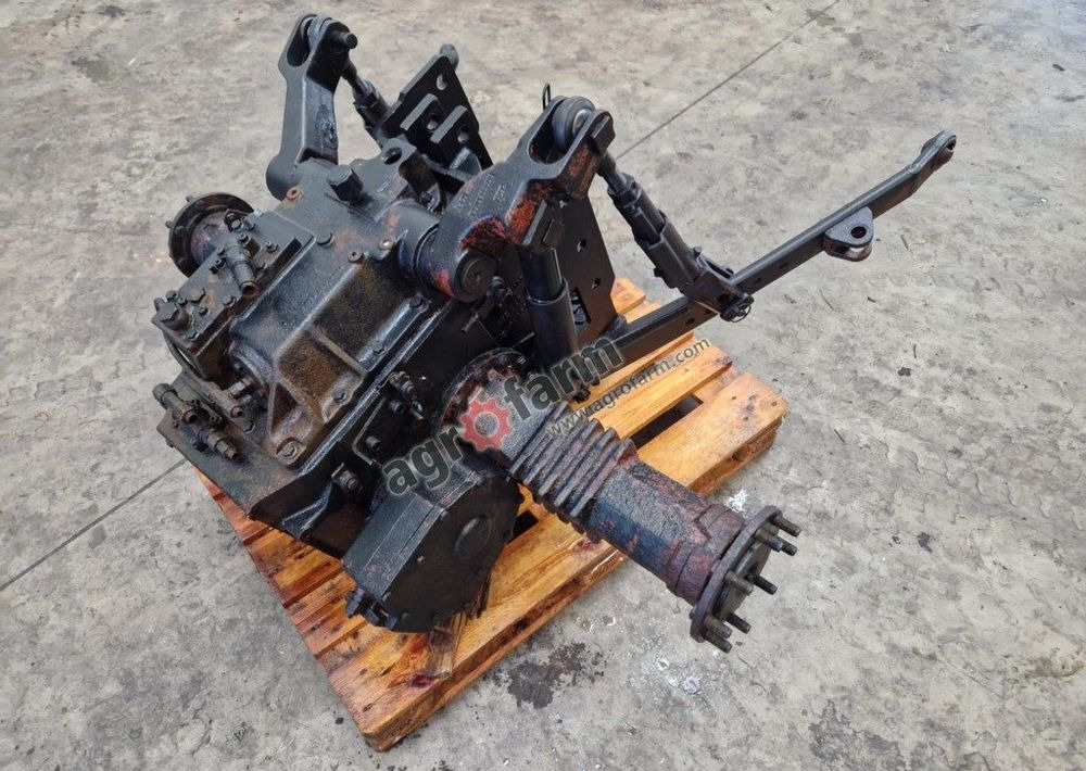 Tylny most John Deere 3310 - Transmission: slika 3 Tylny most John Deere 3310 - Transmission: slika 3
