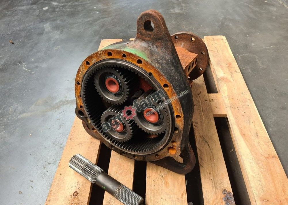 ZWOLNICA RH L111318 JOHN DEERE 6100 6200 6400 - Transmission: slika 1 ZWOLNICA RH L111318 JOHN DEERE 6100 6200 6400 - Transmission: slika 1