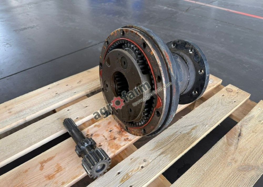 Zwolnica tylna, New Holland TN70VA T4040F TN90F - Transmission: slika 1 Zwolnica tylna, New Holland TN70VA T4040F TN90F - Transmission: slika 1