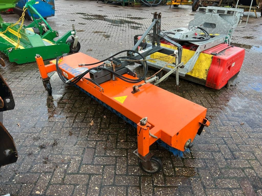Tuchel EKM 230 HD veegmachine - Metla: slika 5 Tuchel EKM 230 HD veegmachine - Metla: slika 5
