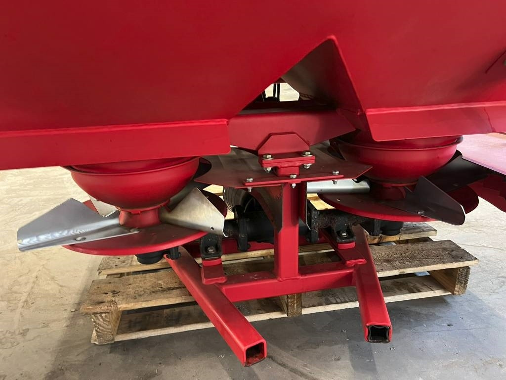 Tulip SE 3000 kunstmest strooier - Trosilnik gnojila: slika 5 Tulip SE 3000 kunstmest strooier - Trosilnik gnojila: slika 5