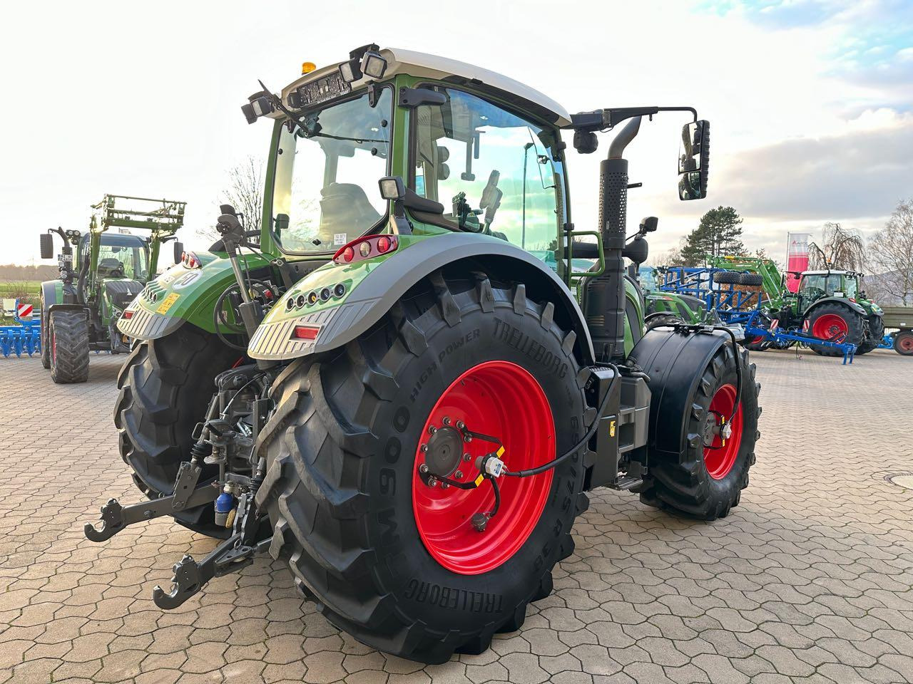 Fendt 724 Vario S4ProfiPlus - Traktor: slika 5 Fendt 724 Vario S4ProfiPlus - Traktor: slika 5