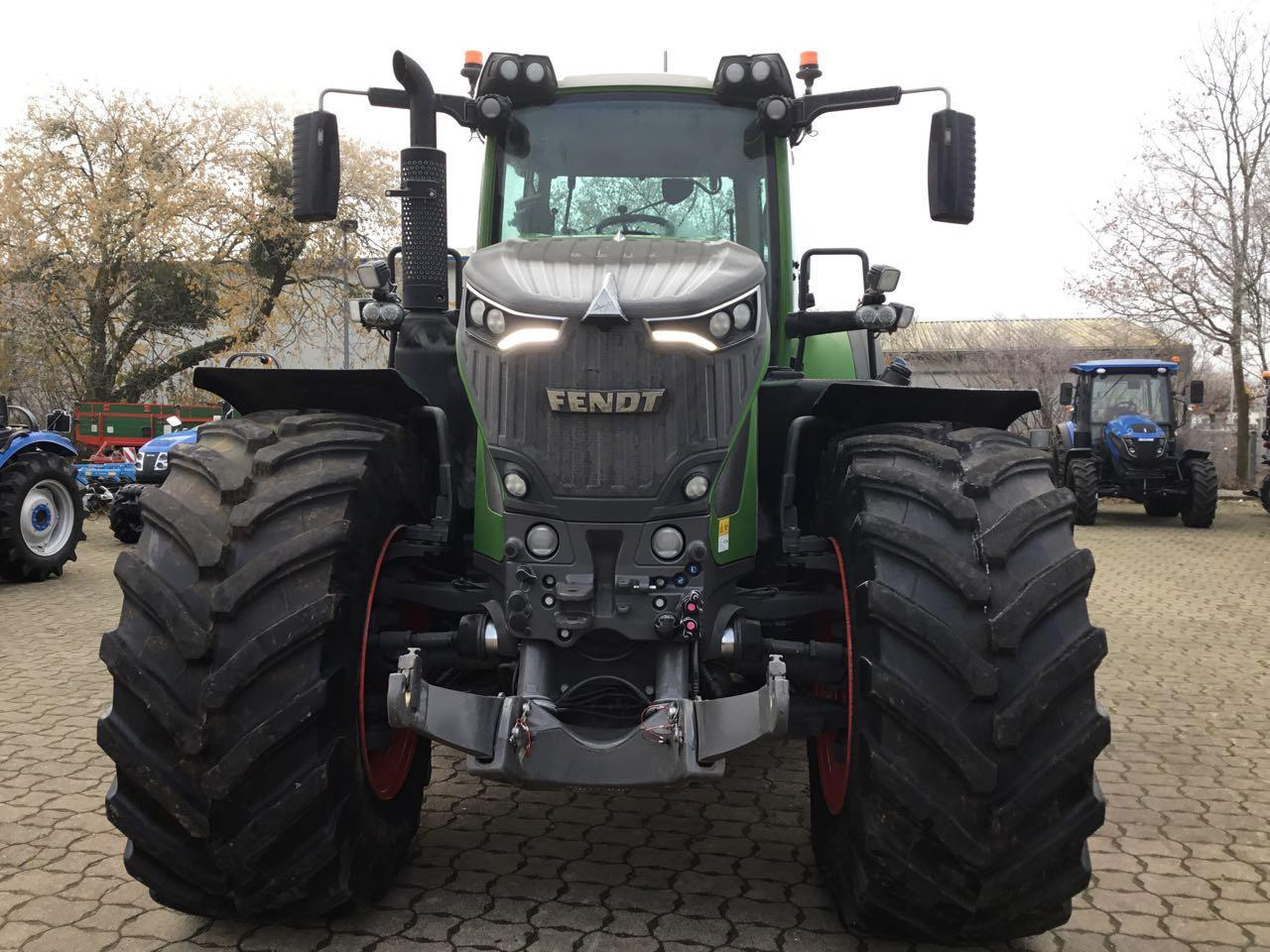 Fendt 936 Vario Gen7 - Traktor: slika 2 Fendt 936 Vario Gen7 - Traktor: slika 2