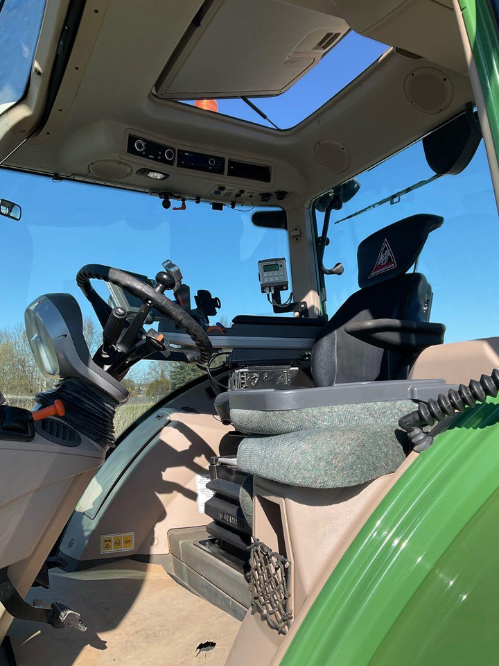 Fendt Vario 714 SCR Profi Plus - Traktor: slika 4 Fendt Vario 714 SCR Profi Plus - Traktor: slika 4
