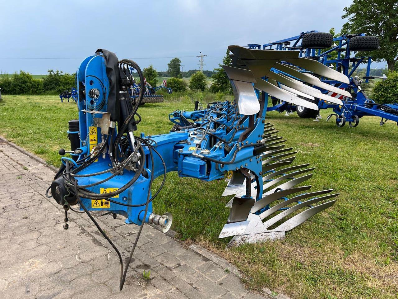 Lemken Juwel 8 V T 5 + 1 L 100 TurnControl - Plug: slika 2 Lemken Juwel 8 V T 5 + 1 L 100 TurnControl - Plug: slika 2