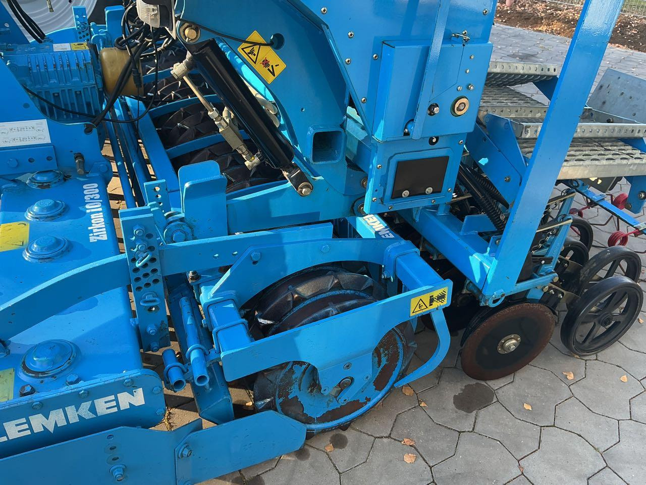 Lemken Saphir 7/300 DS - Sejalni kombajn: slika 3 Lemken Saphir 7/300 DS - Sejalni kombajn: slika 3