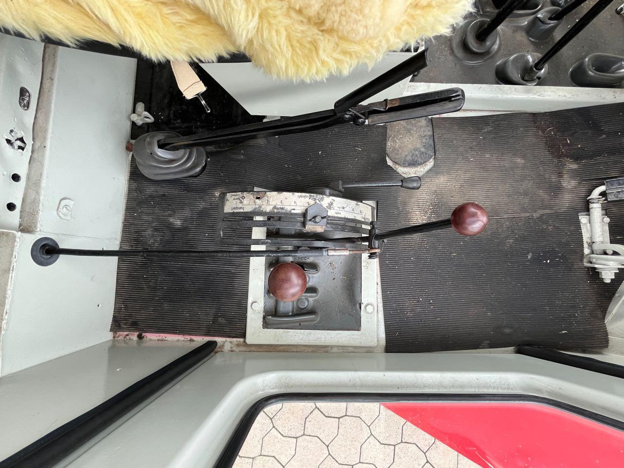 Traktor Mercedes-Benz MB trac 800: slika 9 Traktor Mercedes-Benz MB trac 800: slika 9