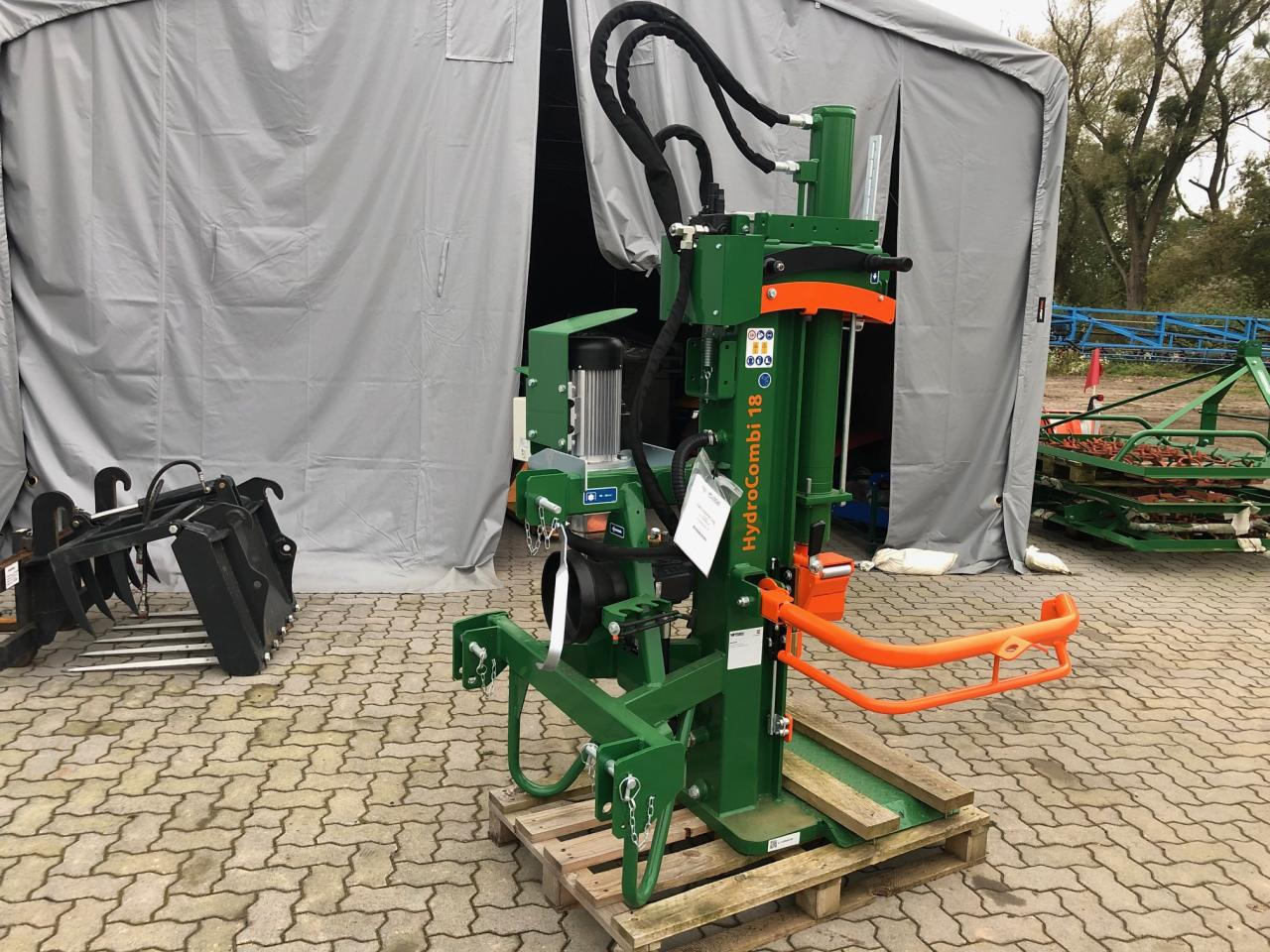 Posch HydroCombi 18 Stehendspalter ZW + E - Cepilec drv: slika 4 Posch HydroCombi 18 Stehendspalter ZW + E - Cepilec drv: slika 4