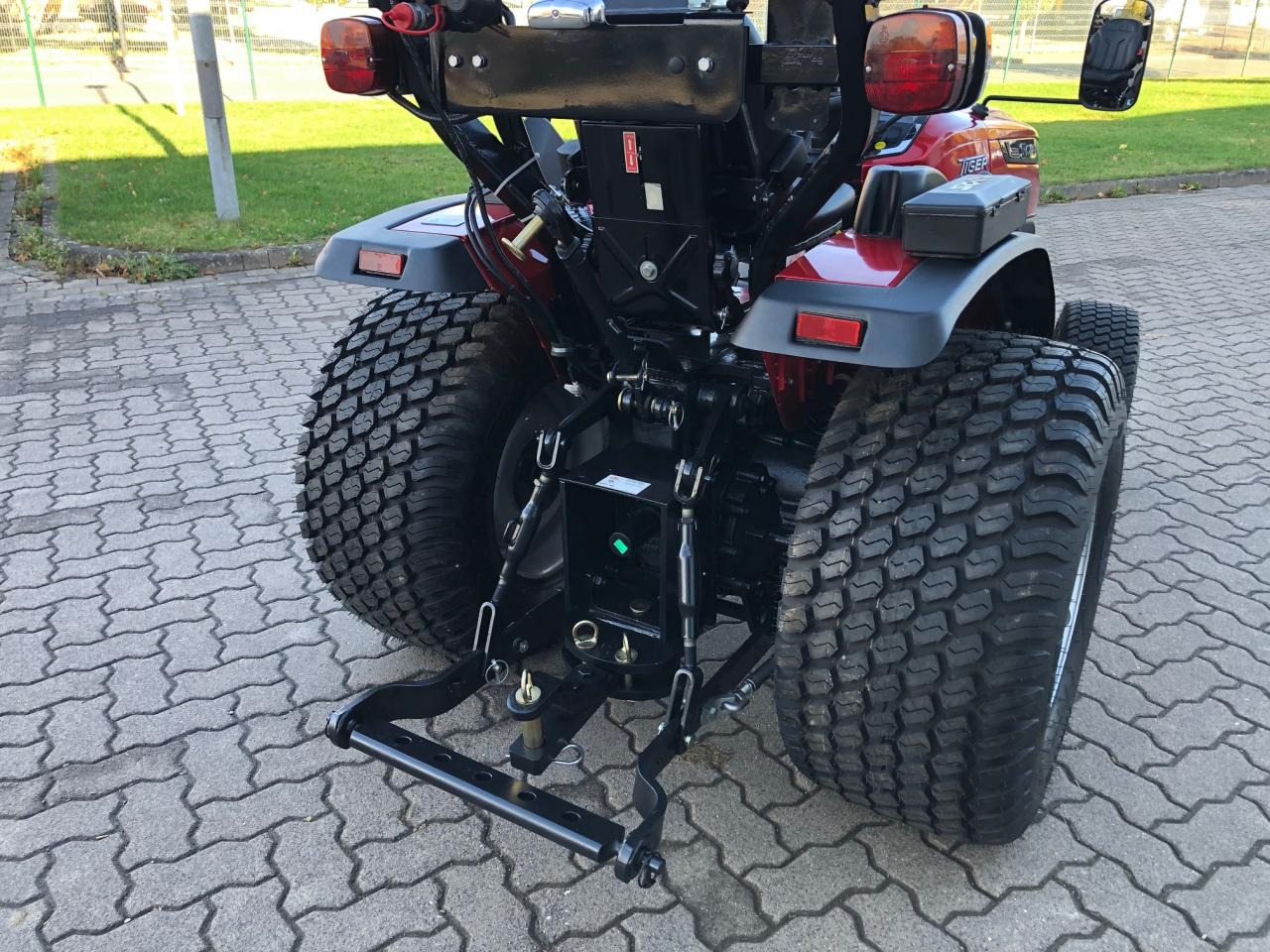 Solis 26 6+2 Tiger - Traktor: slika 4 Solis 26 6+2 Tiger - Traktor: slika 4