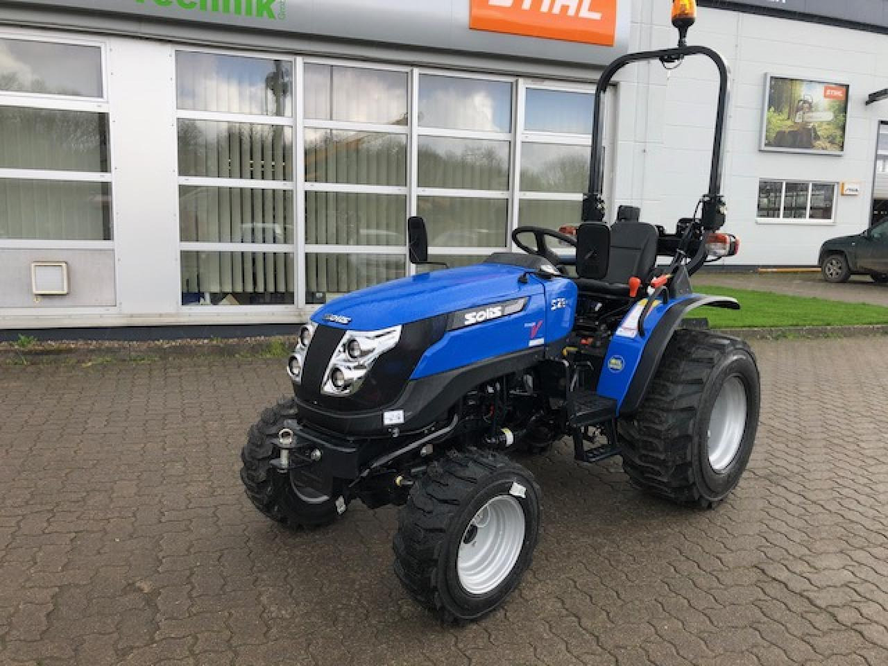 Solis 26+ Seitenschalter - Traktor: slika 1 Solis 26+ Seitenschalter - Traktor: slika 1