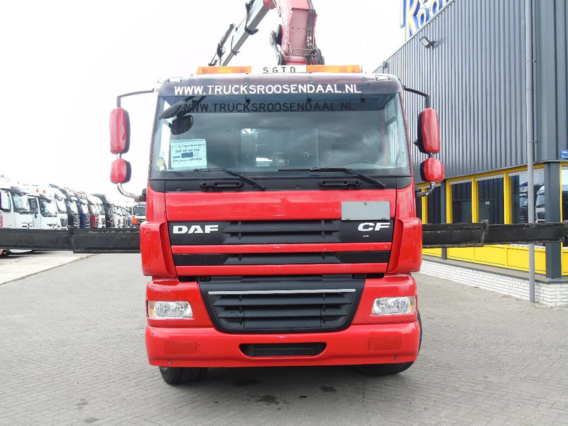 DAF CF 510 + FASSI 455XP 6x + 8X2 + REMOTE + EURO 5 - Tovornjak z dvigalom: slika 5 DAF CF 510 + FASSI 455XP 6x + 8X2 + REMOTE + EURO 5 - Tovornjak z dvigalom: slika 5