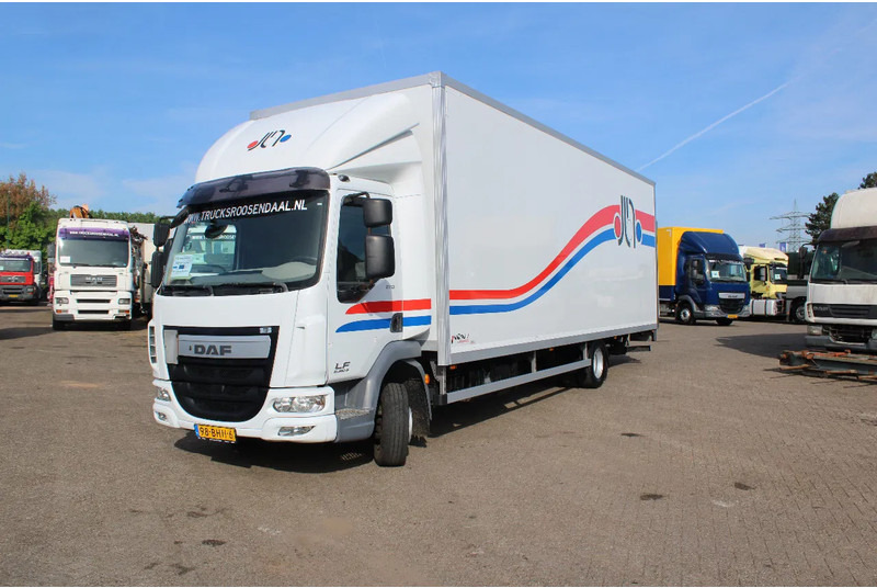 DAF LF 210 + EURO 6 + 12T + LIFT - Tovornjak zabojnik: slika 3 DAF LF 210 + EURO 6 + 12T + LIFT - Tovornjak zabojnik: slika 3