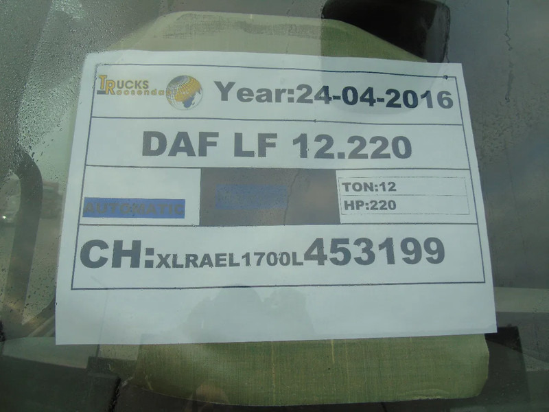 DAF LF 220 DAF LF 220 12 TON - Tovornjak zabojnik: slika 5 DAF LF 220 DAF LF 220 12 TON - Tovornjak zabojnik: slika 5