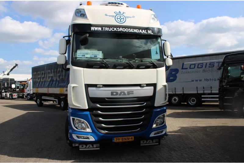 Tovornjak s ponjavo DAF XF 106.460 + Euro 6 + 6X2 + retarder + price is for complete incl combi: slika 6