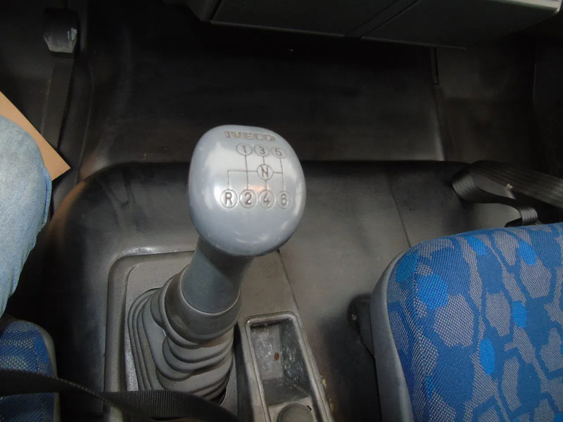 Tovornjak-šasija Iveco Eurocargo 120E18 + MANUAL: slika 9