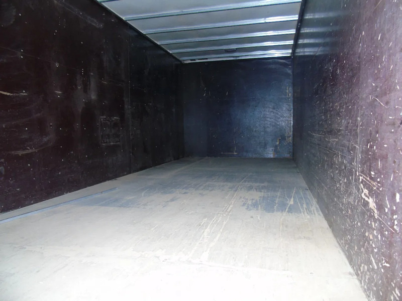 Iveco Eurocargo 120E22 + EURO 5 + 5.80 METER BOX - Tovornjak zabojnik: slika 5 Iveco Eurocargo 120E22 + EURO 5 + 5.80 METER BOX - Tovornjak zabojnik: slika 5